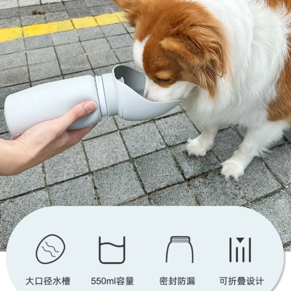 New Silicone Dog Accompanying Water Cup Outdoors Portable Travel Foldable Kettle Walking Dog Drinking Fountain Pet Supplies